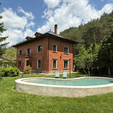 La Torre De Guardiola Chalet Guardiola de Bergueda